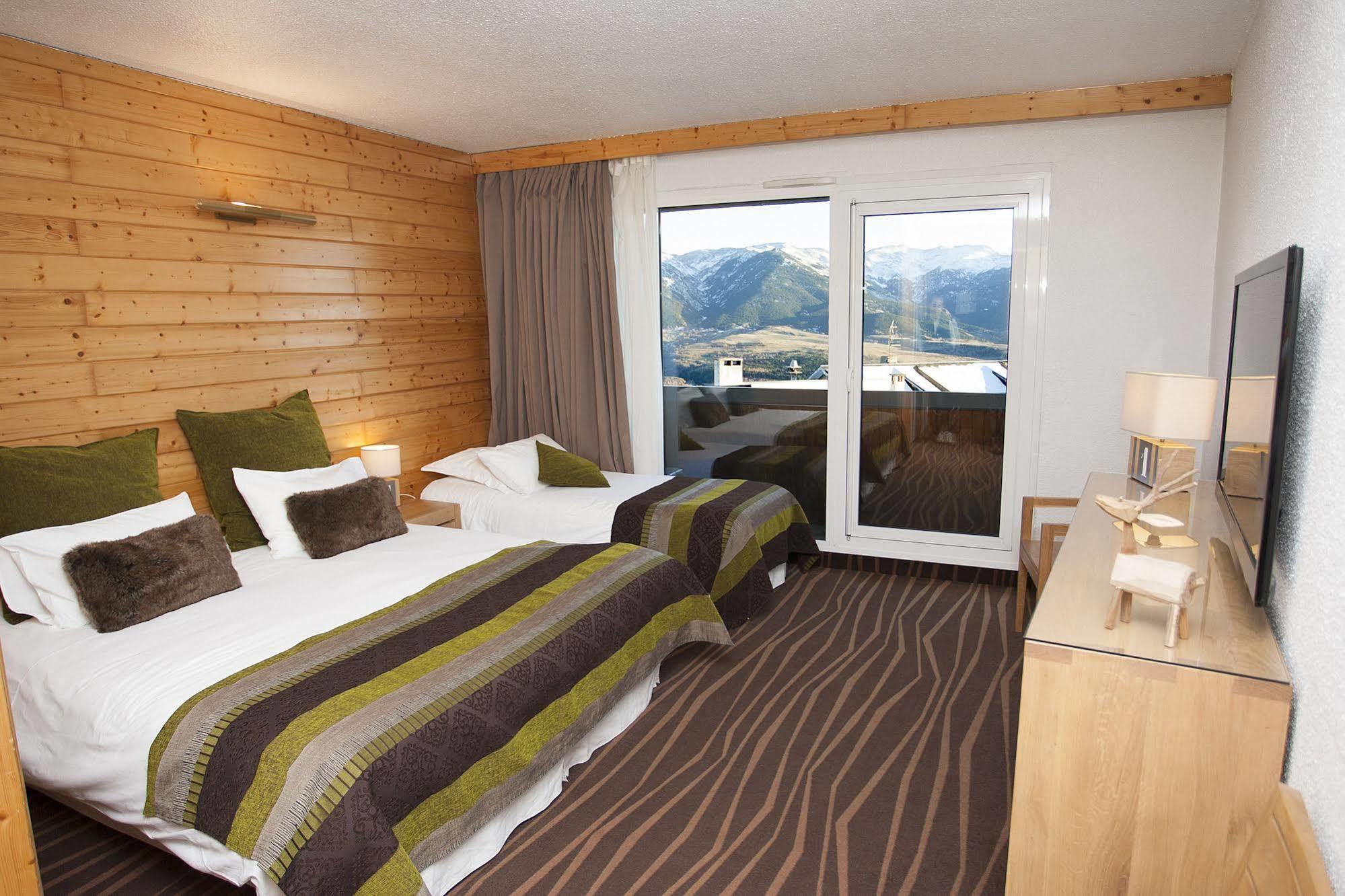 Hotel Le Grand Tetras 3*